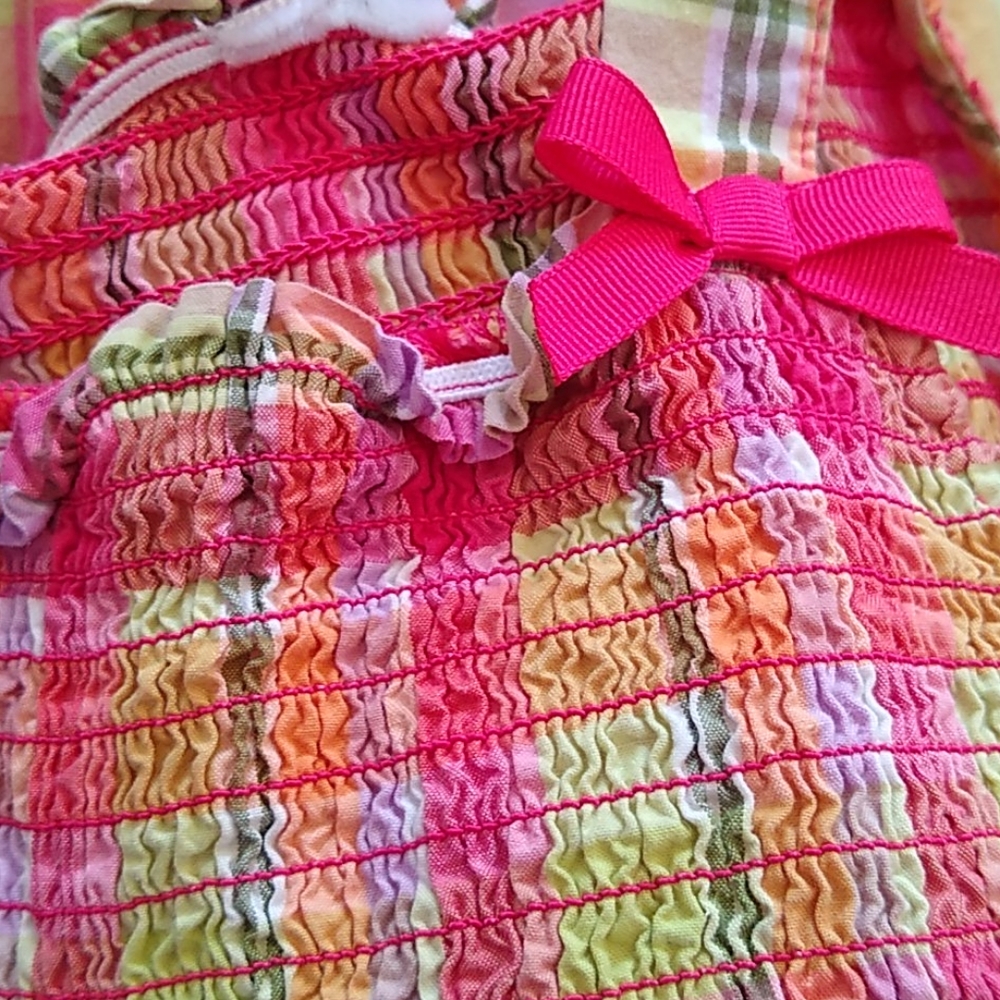 Beautiful plaid dress - Picture 2 of 3